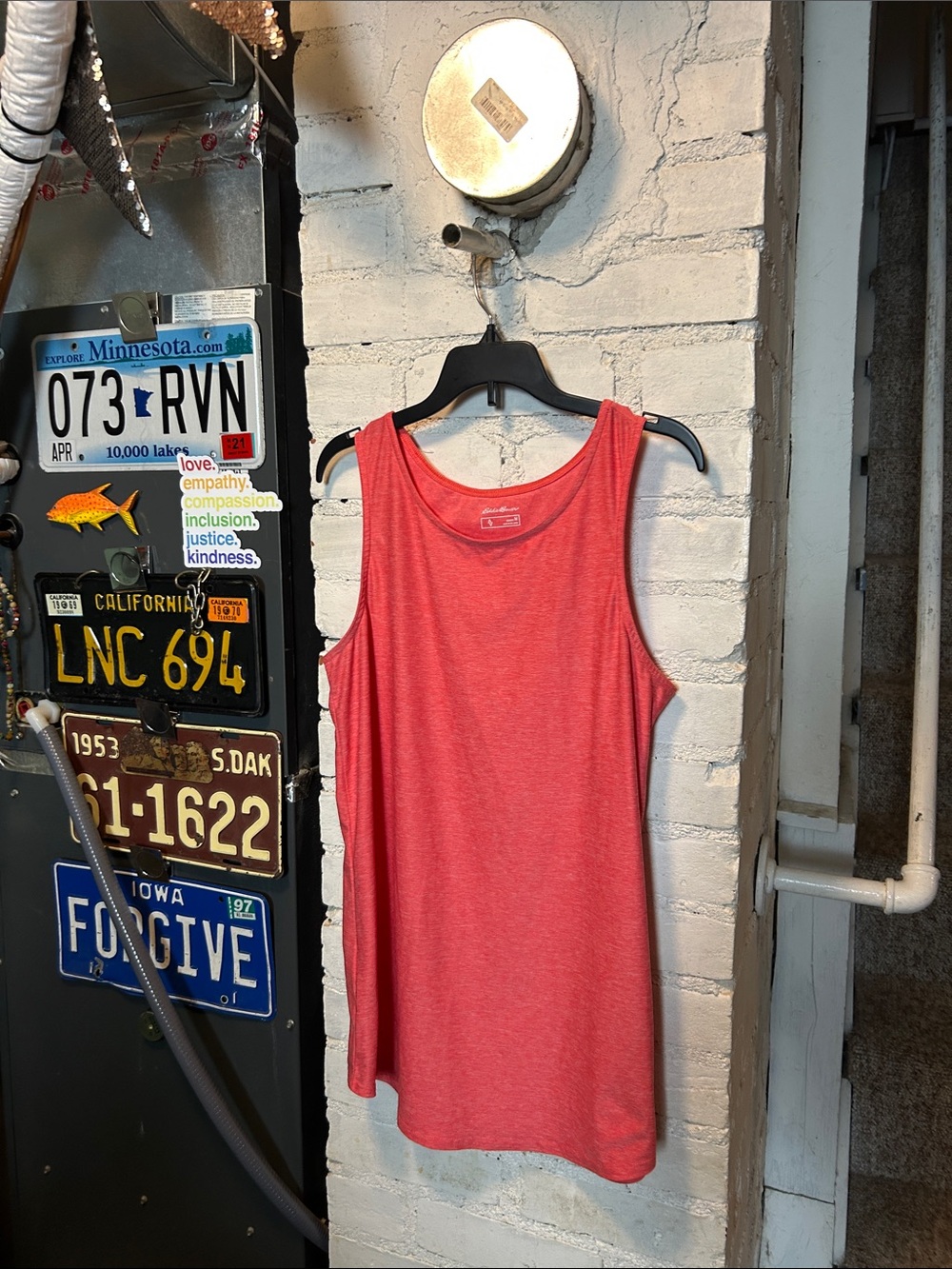 Eddie Bauer Travex Tank in Women’s Medium Regular—Excellent!